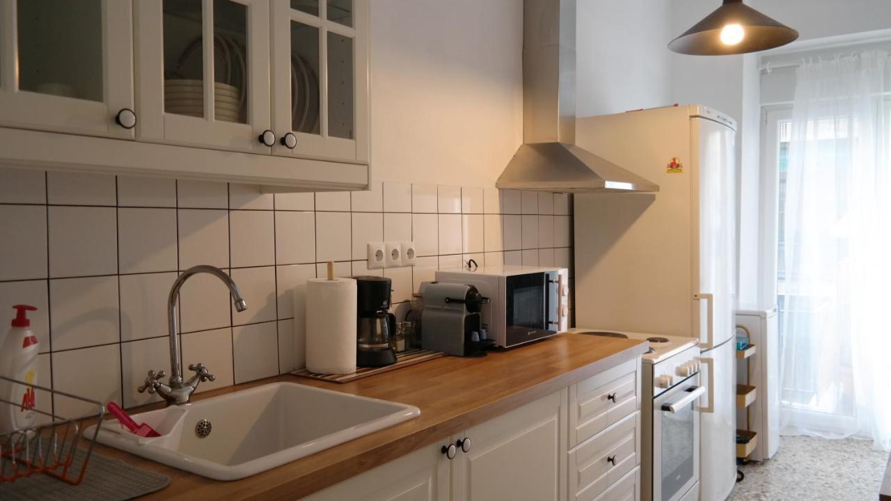 Flat In The Heart Of Koukaki Under Acropolis Apartment Athena Bagian luar foto