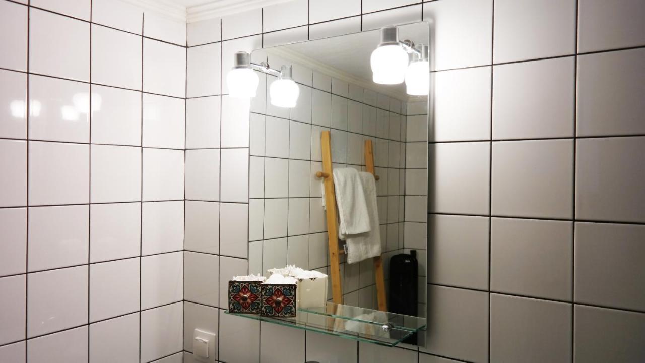 Flat In The Heart Of Koukaki Under Acropolis Apartment Athena Bagian luar foto